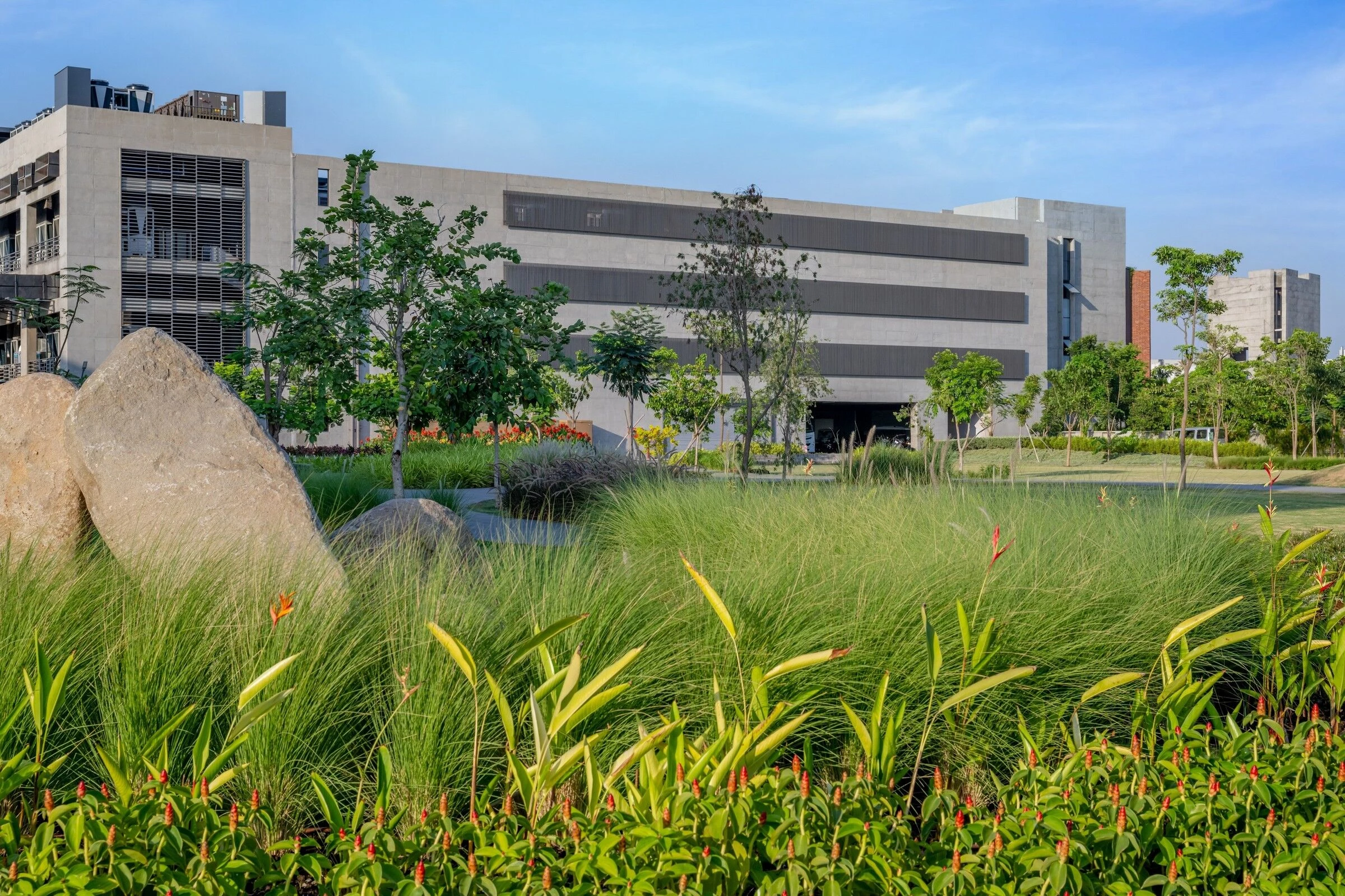 格林莱布钻石工厂大楼丨印度丨Design Work Group DWG-35