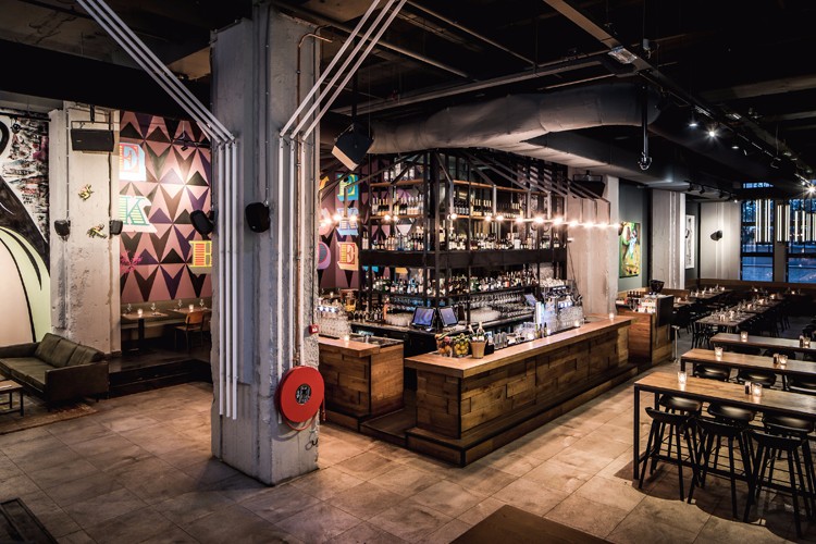 De Bajes 街头艺术餐厅-11