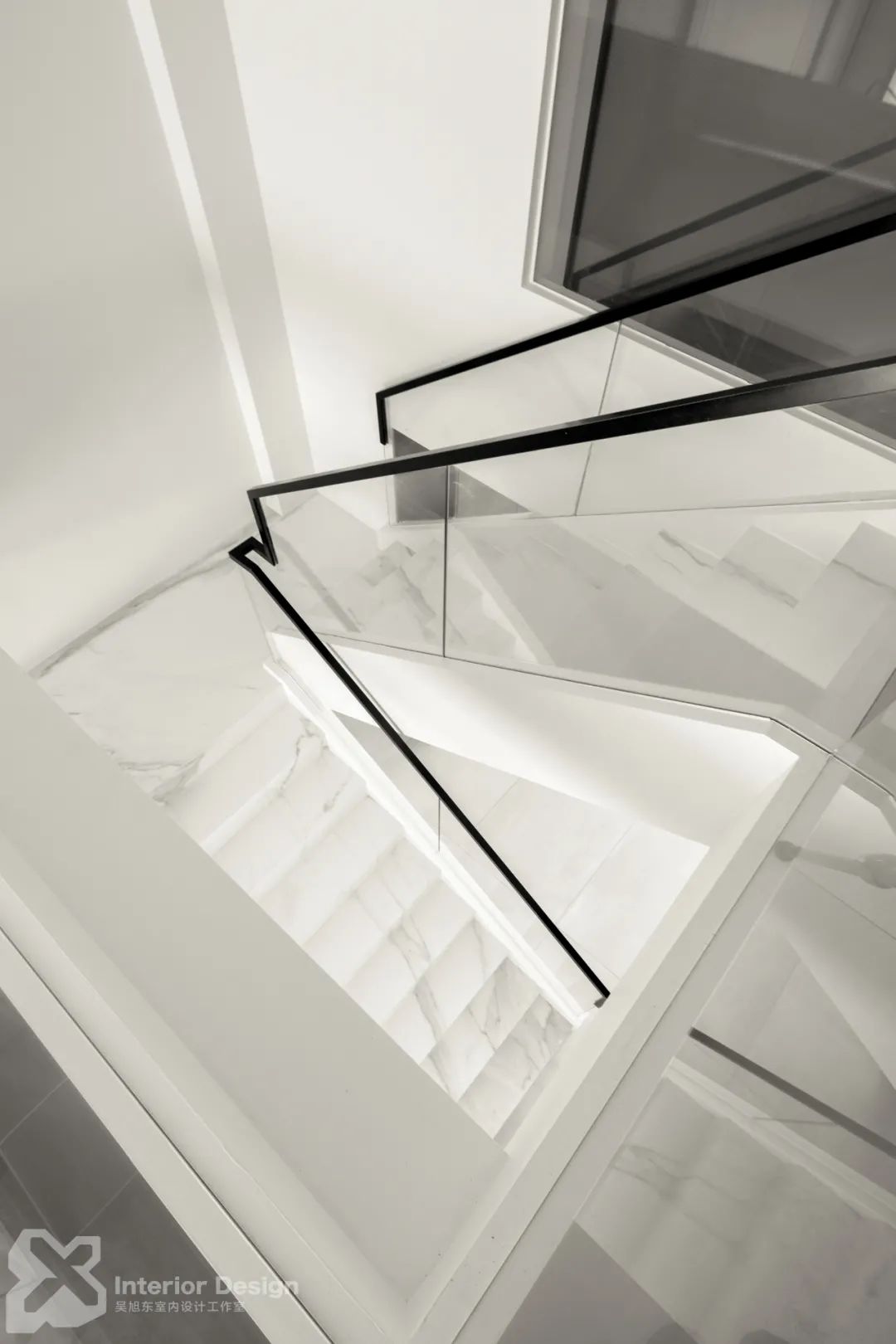 东阳 420㎡极简复式,黑白灰构建纯粹空间-58