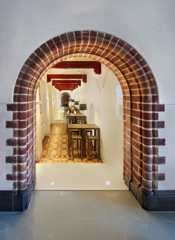 阿森 Drents 档案所 | 传统建筑的现代新生-36