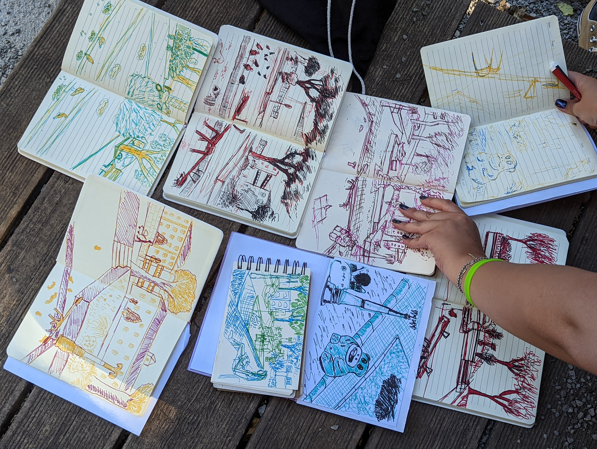 里耶卡25号警笛汤（注：由于SIREN SOUP不太明确确切含义，警笛汤可能不太符合实际情况，这里是按字面进行翻译，若有更多背景信息可使翻译更准确） 丨Mo Abdelbary等11人组成的SSS Crew-108