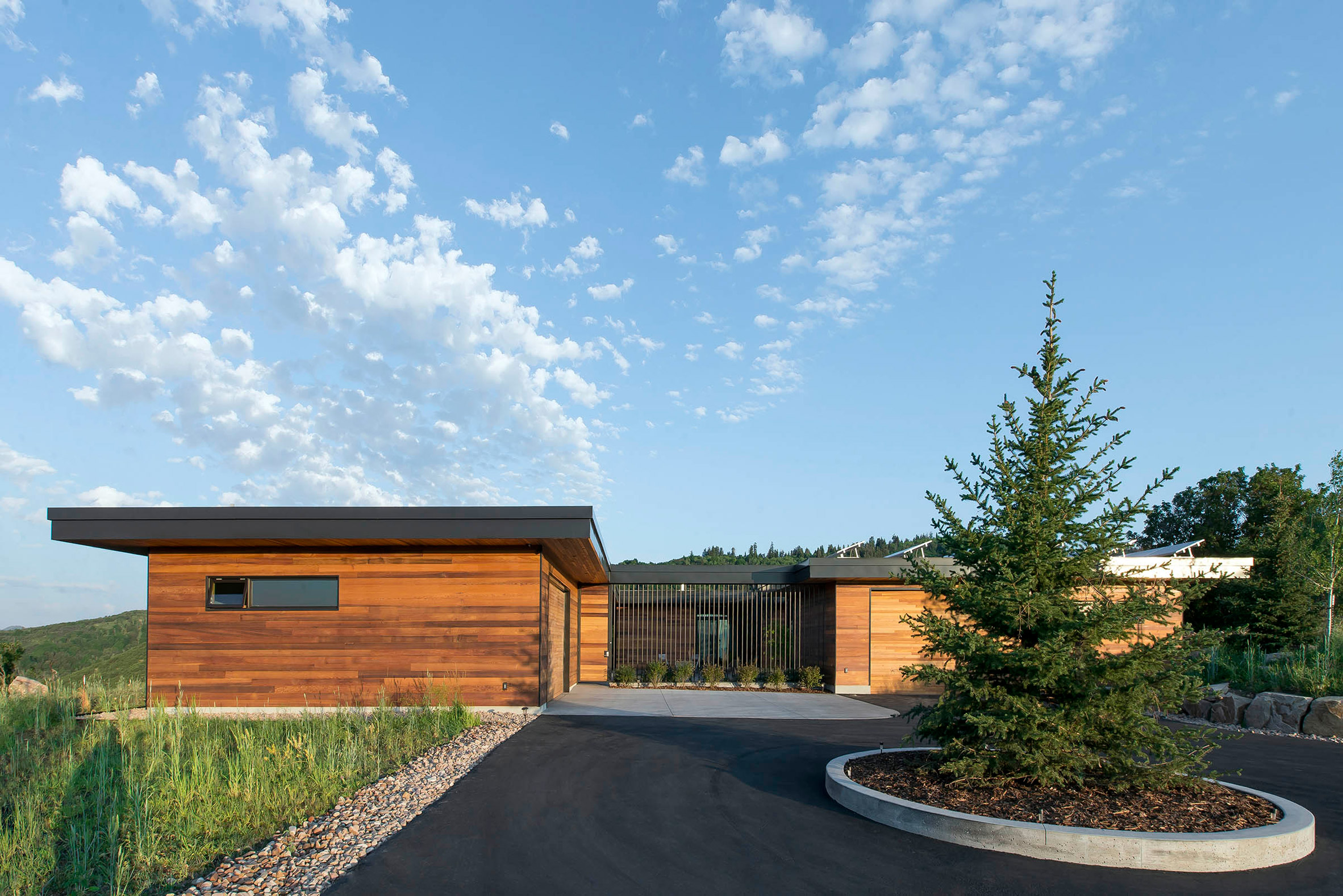 Imbue Design builds Red Hawk Residence in Utah around a courtyard-18