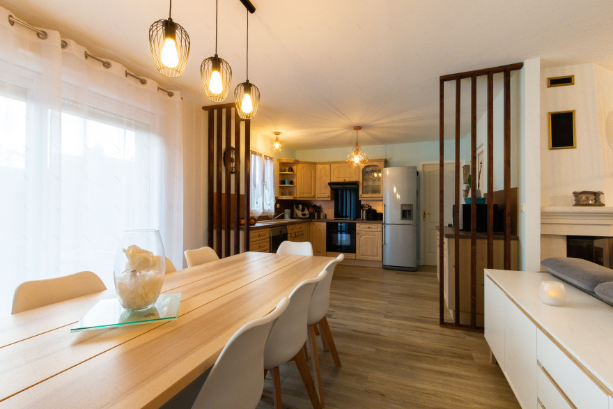 室内向通风放松茧居空间的转变-6