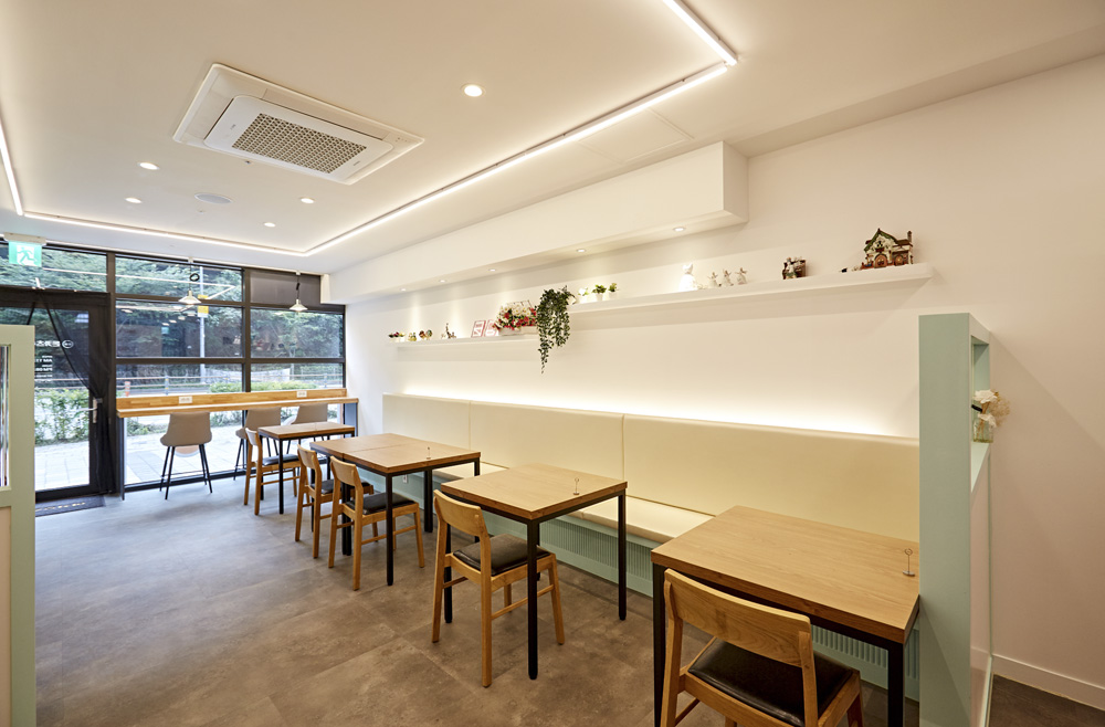 明亮简约的 15 平米快餐店室内设计-10