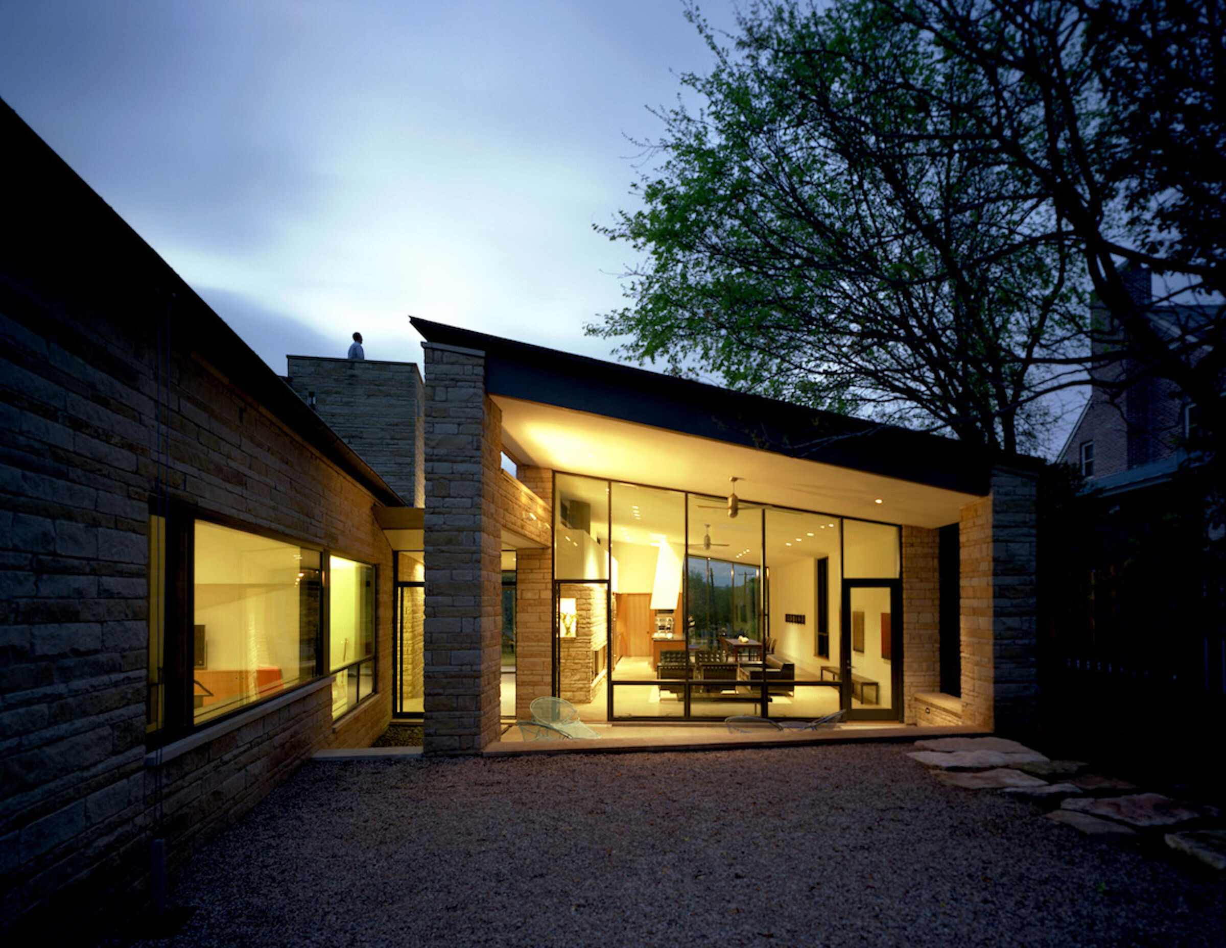 德州奥斯汀三石私人住宅 | 日光与自然的和谐交融-23