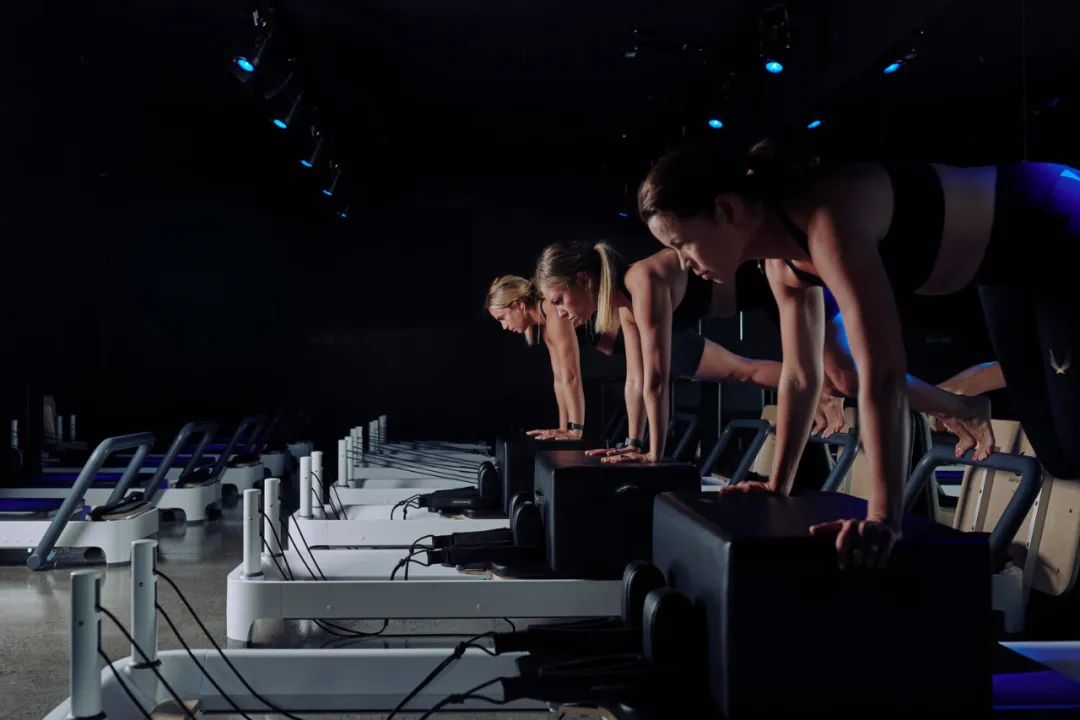 极致炫酷健身房！挥洒热血-59