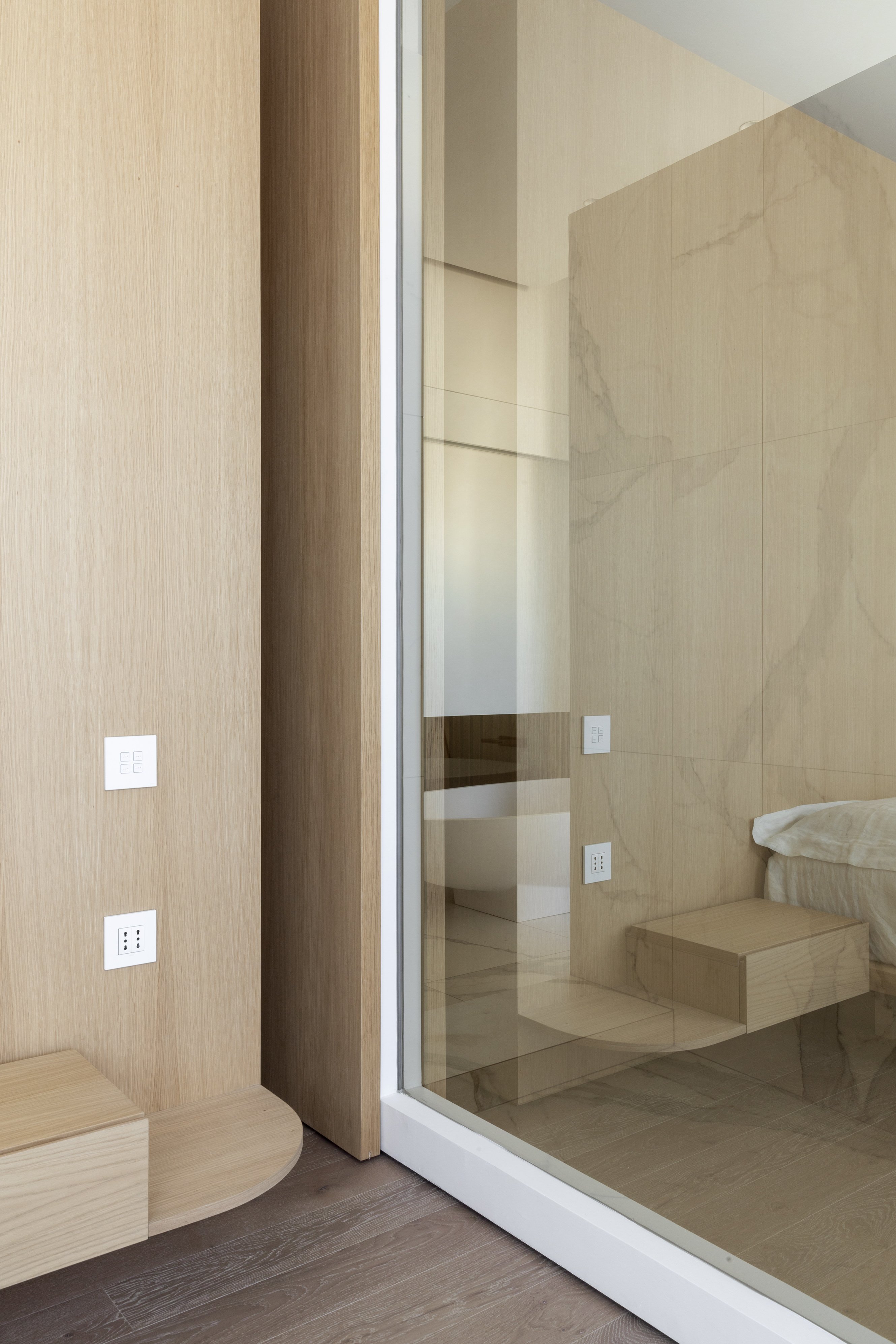 直线弯曲的住宅丨意大利罗马丨filippo bombace-25