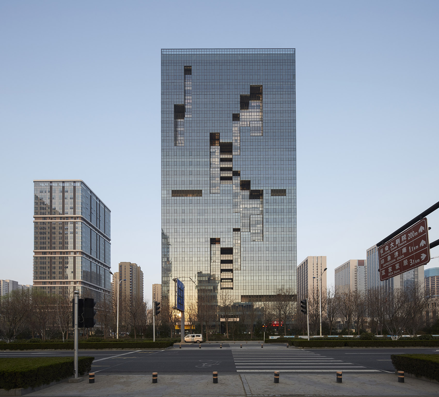 山东CRYSTAL办公楼丨中国山东丨SAKO Architects-8