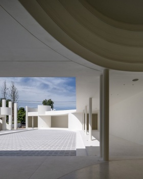 Found 婚礼场地设计丨泰国曼谷丨PHTAA living design