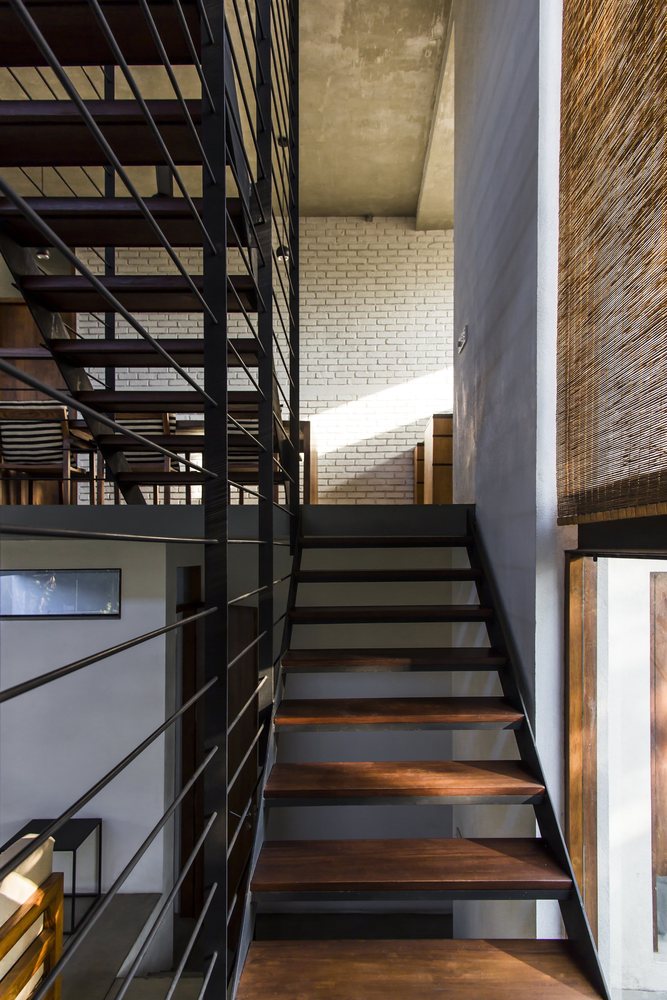 Robust Extents House  ICONCAST-42