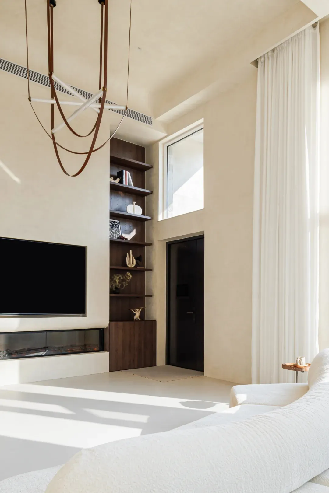 奶油轻侘寂，将生活过成一场私人艺术展-9