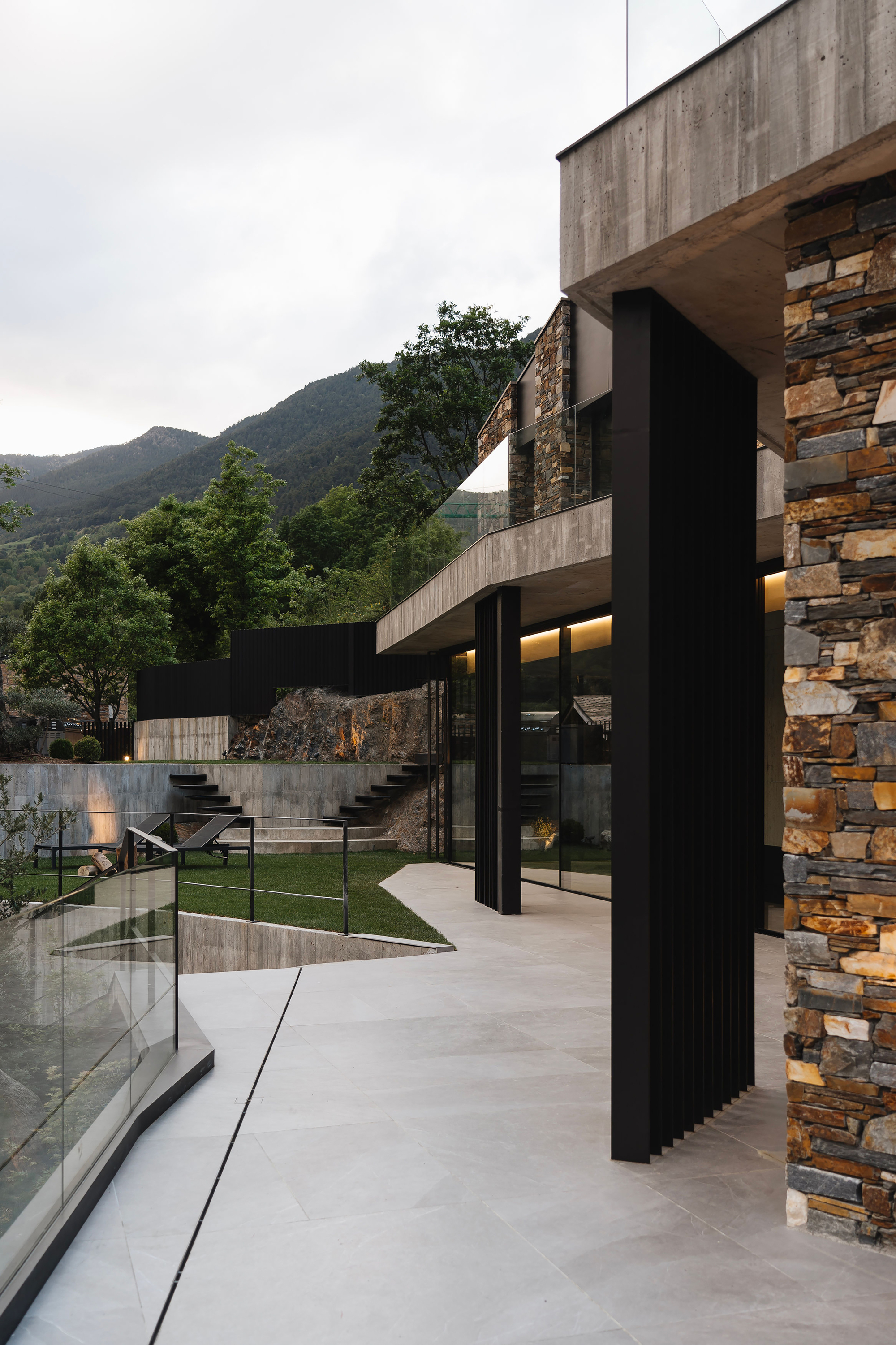 丨安道尔马萨纳丨Architecture MR-34