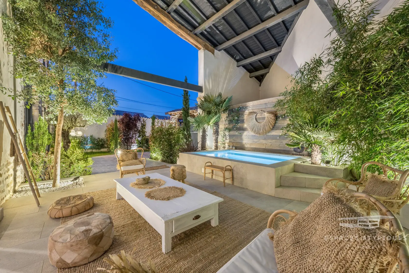 现代风农场别墅 | 传统与创新的完美融合-16