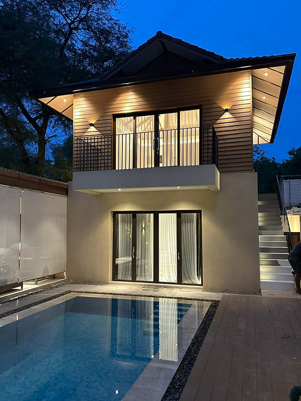 MMH pool and living-1