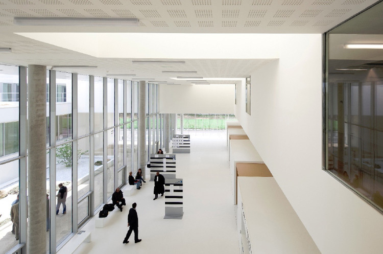 Tribunal de commerce - conseil de prud’hommes  Ateliers 234-12