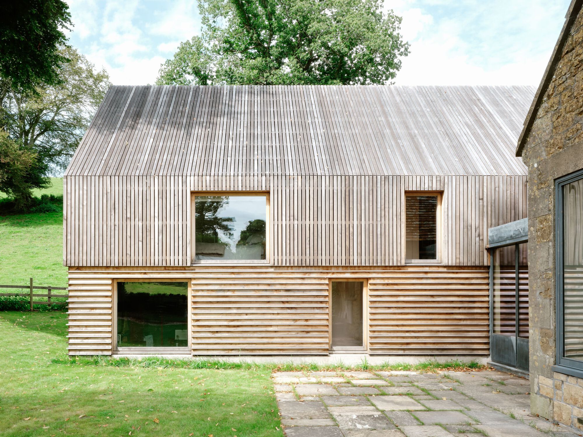 Pitcombe’s Old School House Renovation / Bindloss Dawes-14