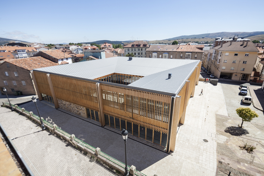 西班牙社区中心“IMPLUVIUM”的绿色环保设计-40