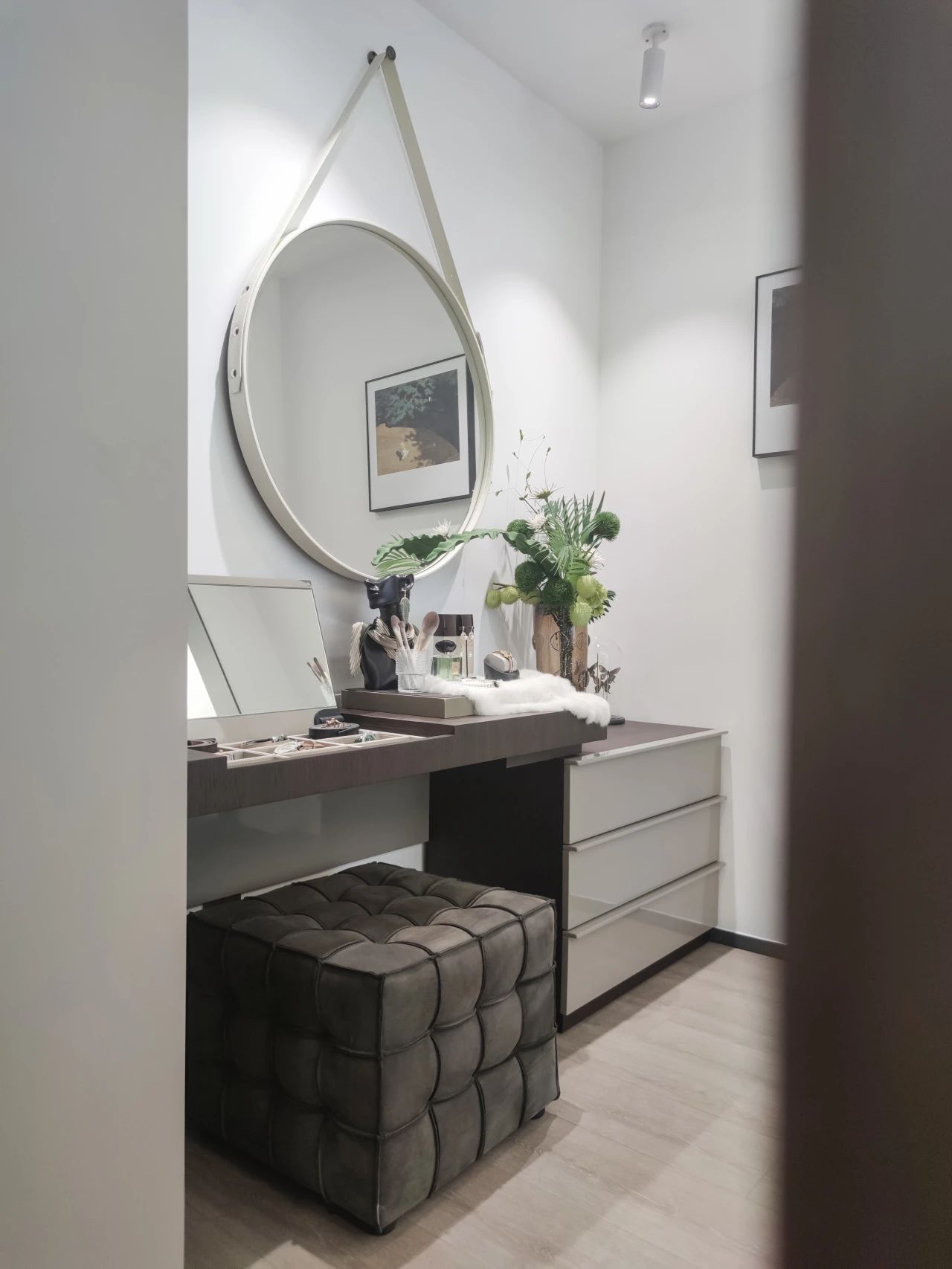 城发·佛山悦城峯境样板间丨中国佛山丨欧镱设计-45