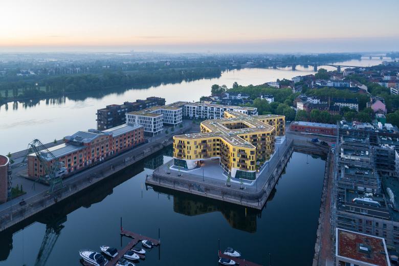 PANDION DOXX丨德国丨HGEsch Photography-1