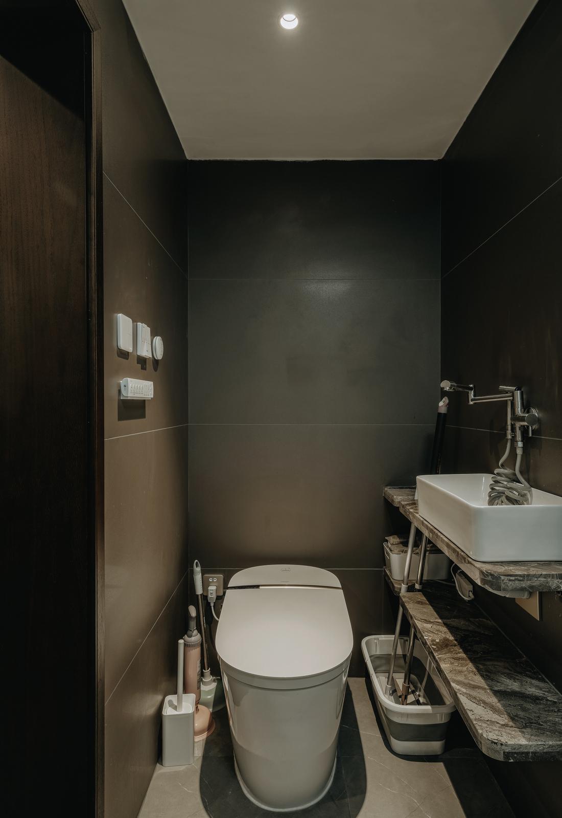 复古风一家三口的温馨之家-46