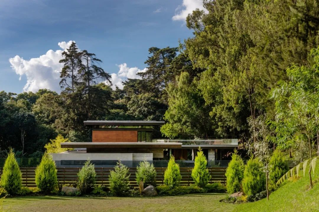 深山秘境 | Paz Arquitectura 的建筑奇迹-10