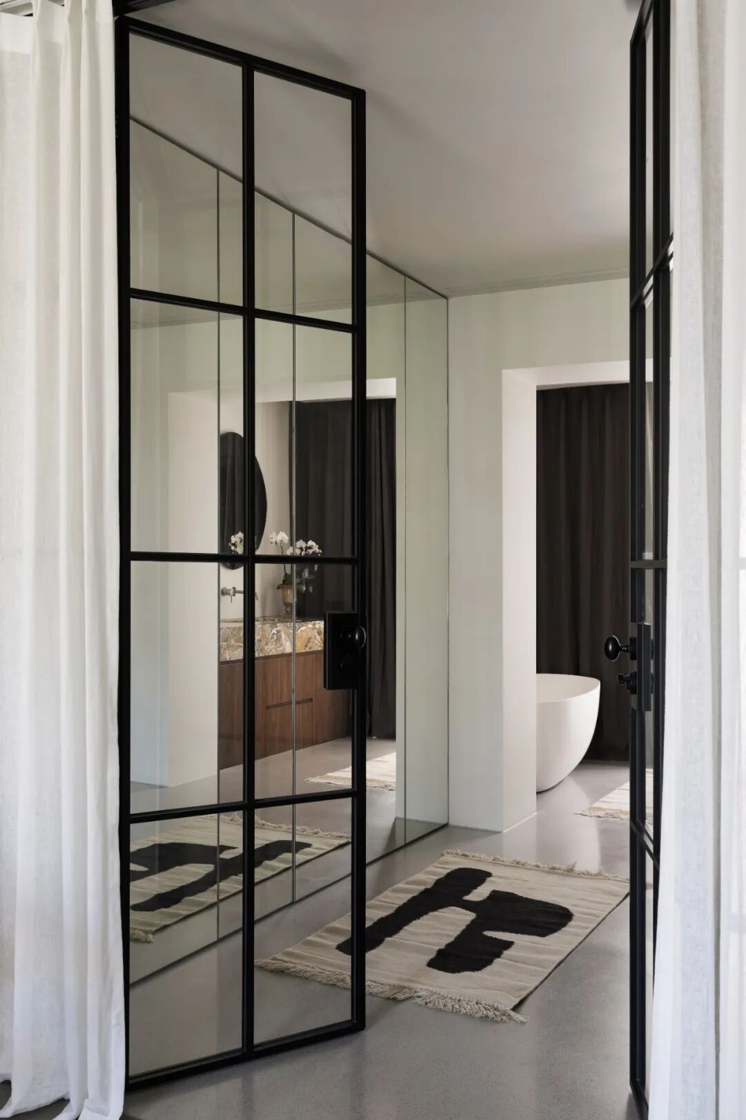 私宅｜220平包豪斯混搭联排别墅-20