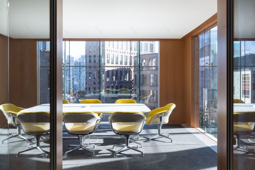温哥华 TELUS 总部 | 现代办公空间的绿色与艺术融合-29