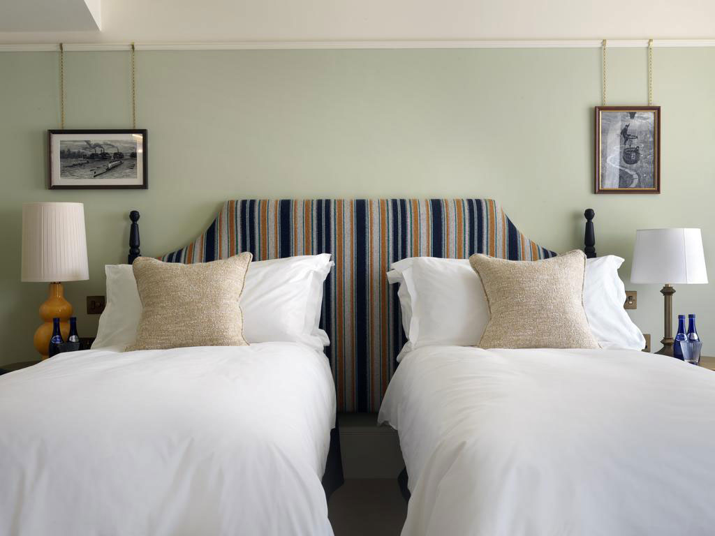 剑桥大学手臂酒店-13