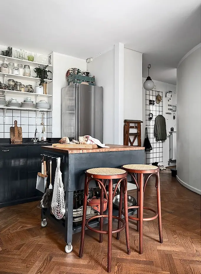 瑞典斯德哥尔摩独特书香公寓设计-2