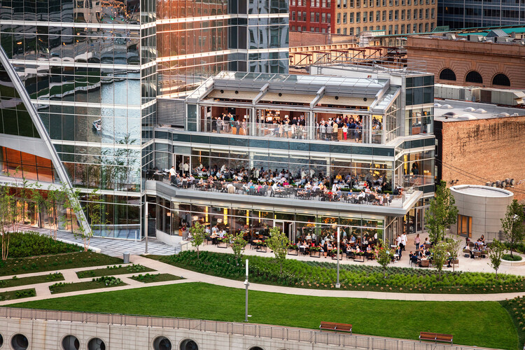 芝加哥河畔绿色地标 · River Point 办公大楼丨美国芝加哥丨Pickard Chilton-12