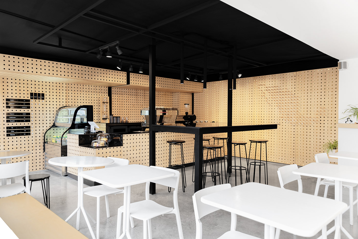 Negro,blanco, café.-9