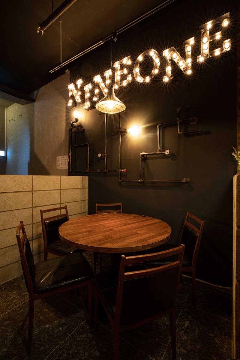 27 坪韩式咖啡厅，复古风情的设计魅力-10