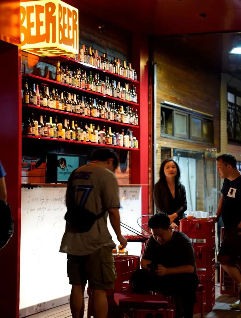 红男爵啤酒屋丨中国南京丨南京此外设计-31