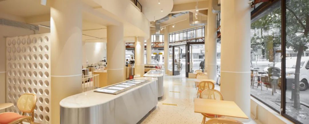 Velocità 冰淇淋店,提拉米苏和咖啡店丨罗马尼亚布加勒斯特丨Corvin Cristian Studio-26