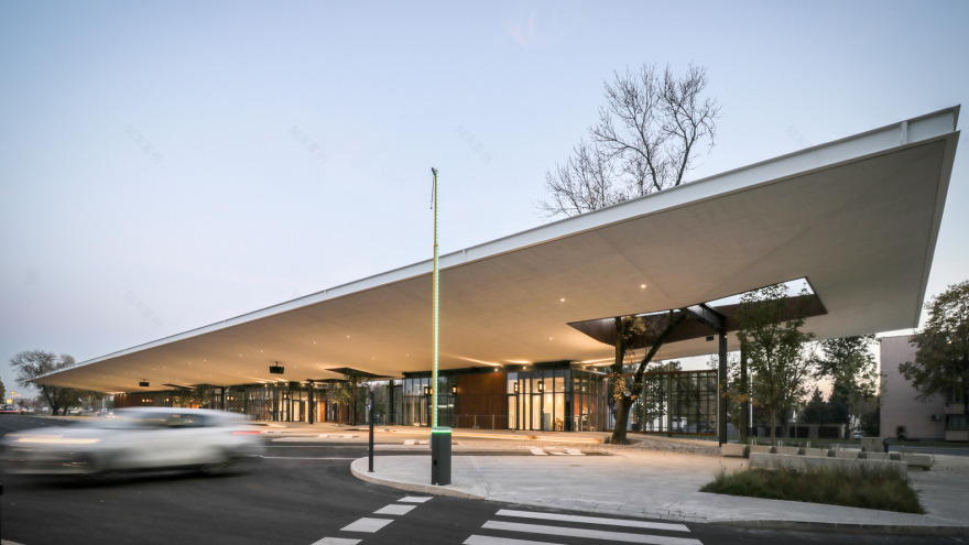 克罗地亚斯拉沃斯基·布罗德位巴士总站丨桑格勒+AVP 建筑师事务所-32