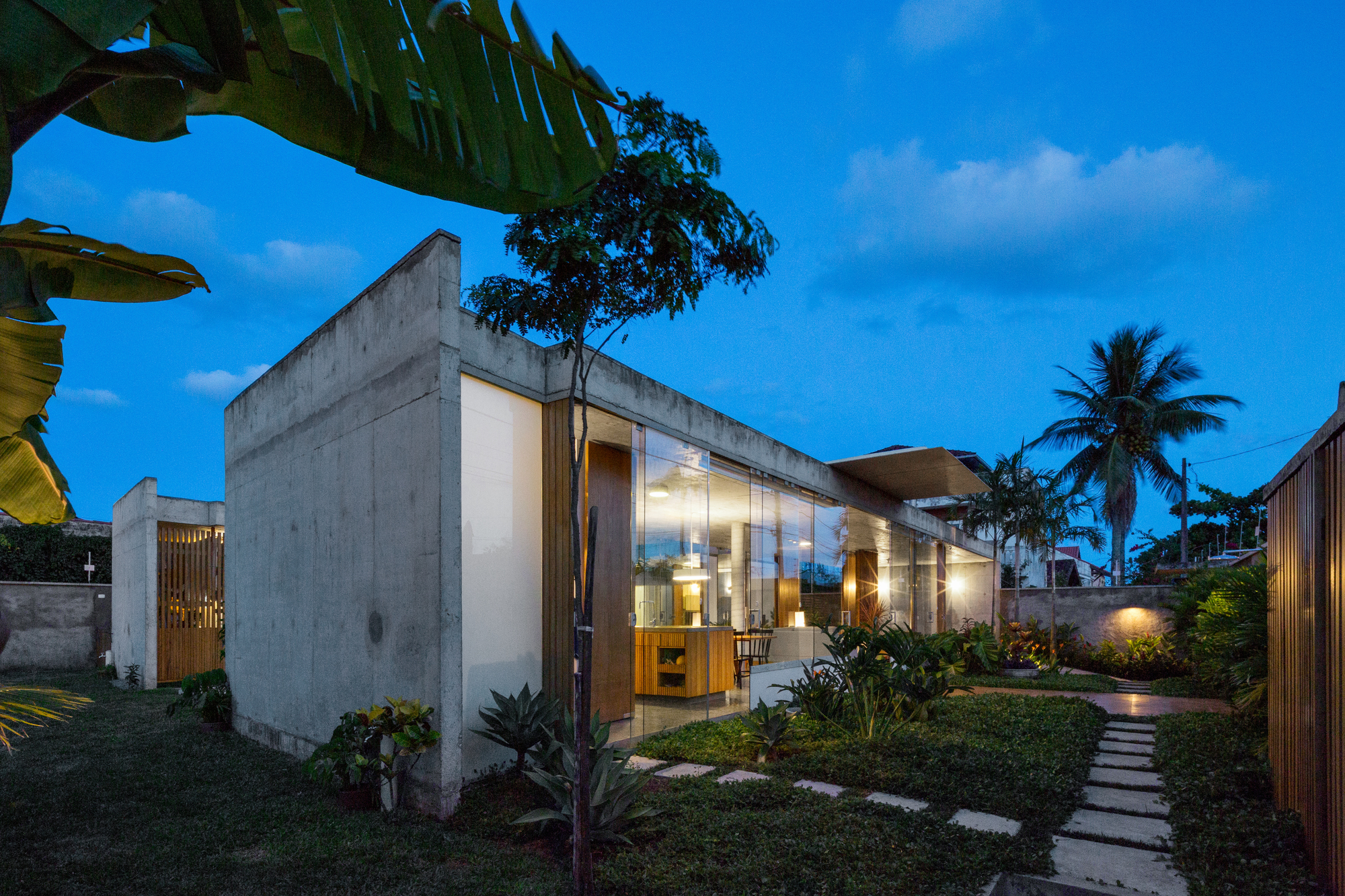 House in Peruíbe / Vereda Arquitetos-26