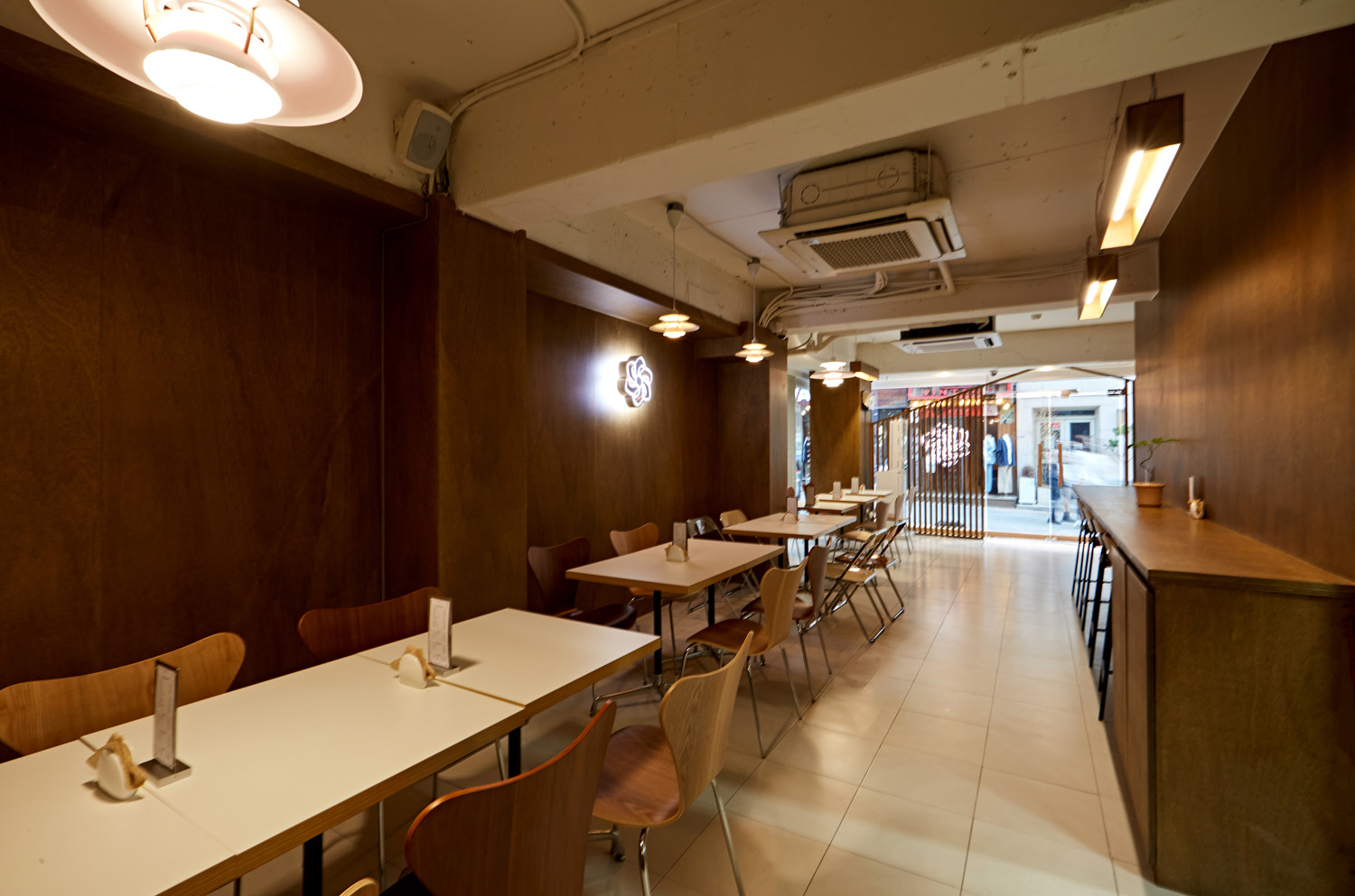 20 平米现代高级餐厅设计案例解析-6