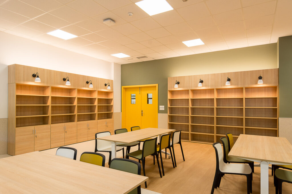 Donostiako liburutegia（多诺斯蒂亚图书馆）丨专注室内设计及相关领域的工作室（文本未明确名称）-15