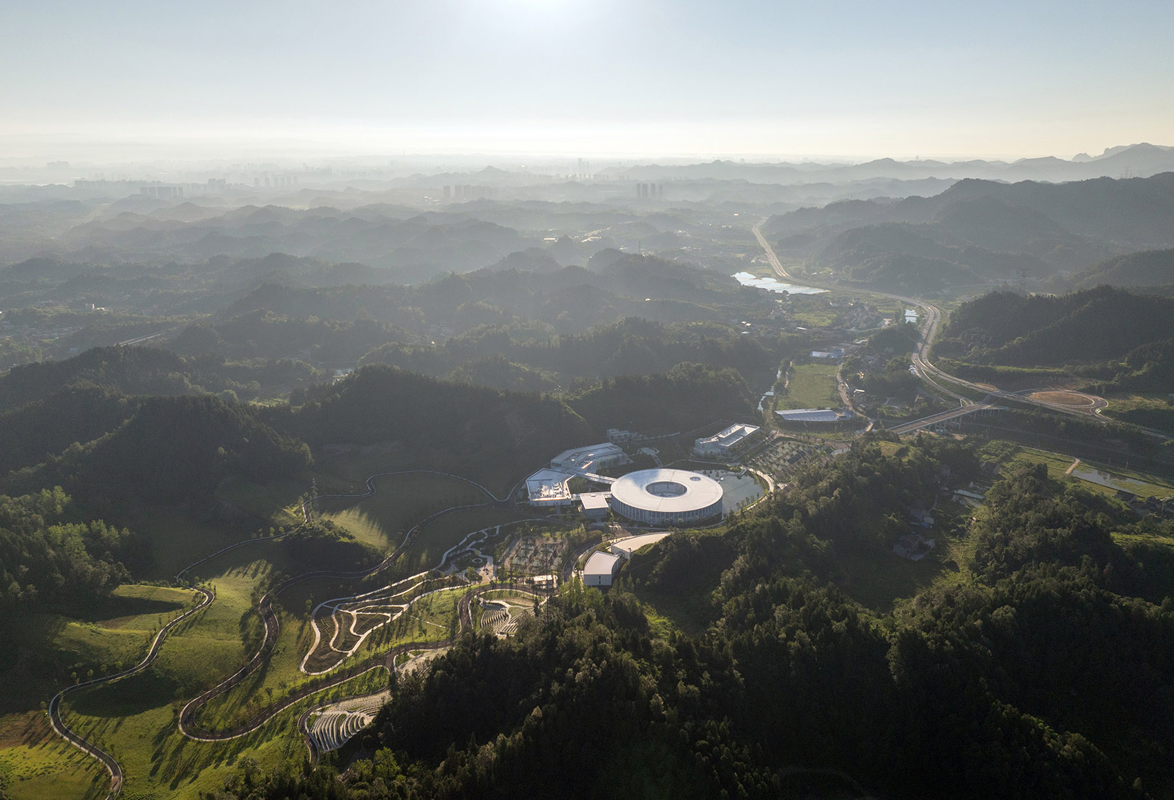 宜昌生命公园“永生堂”丨中国宜昌丨中南建筑设计院股份有限公司-3