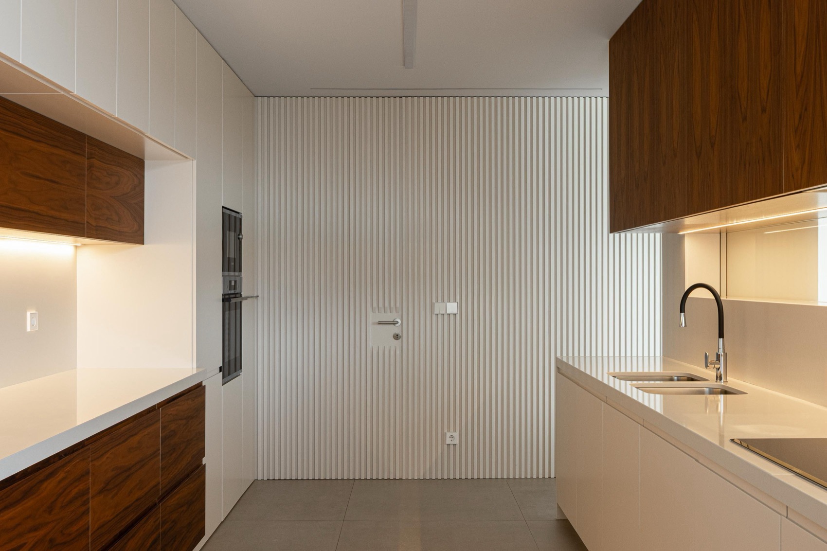 极简白色住宅,葡萄牙 / Arquitetura501-158