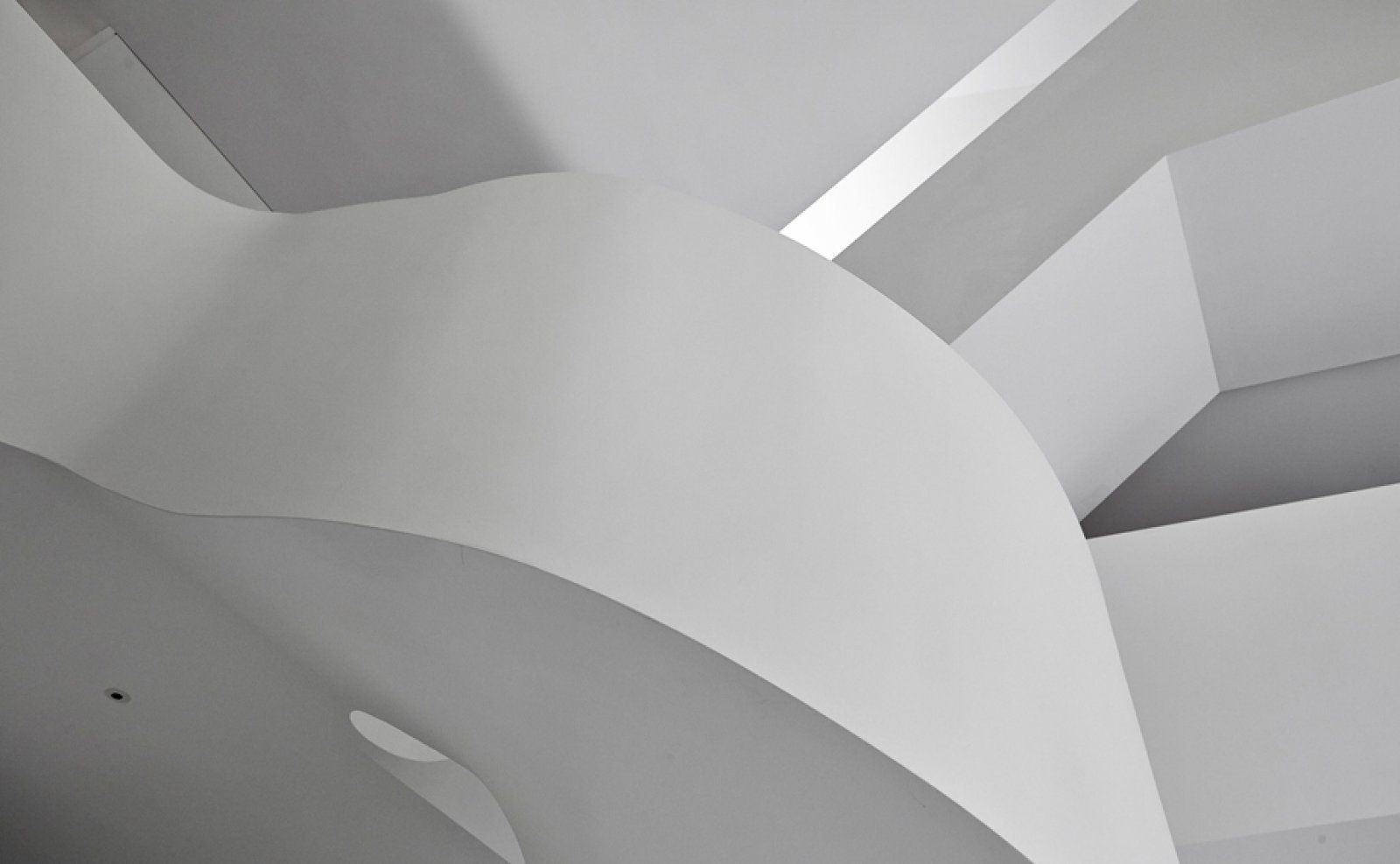 奶油厂改造的阁楼公寓-10