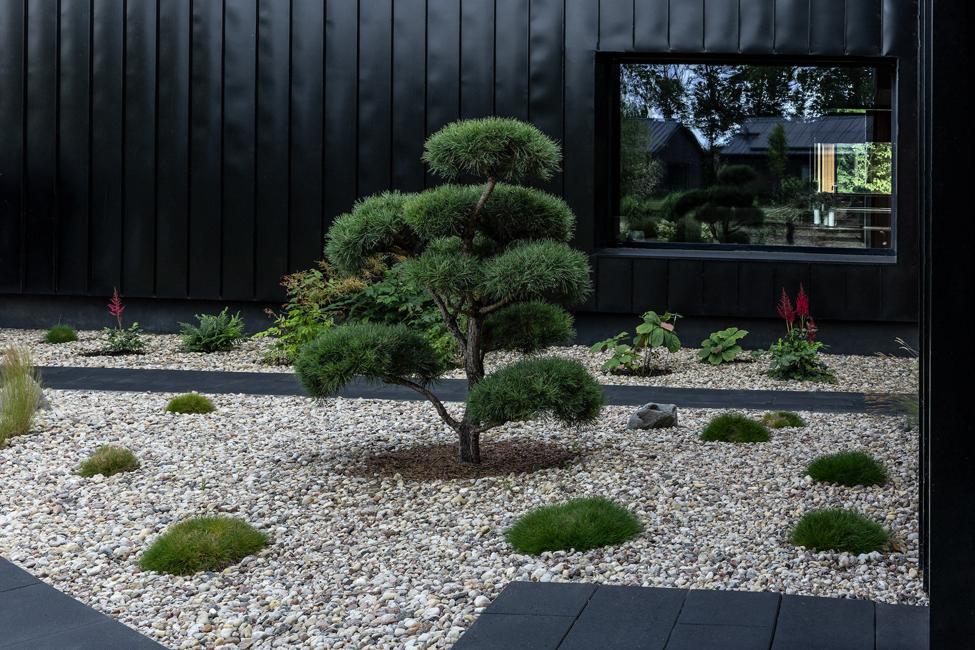 拉脱维亚瓦尔扎斯私人花园设计丨景观建筑师Agnese Purvina-4