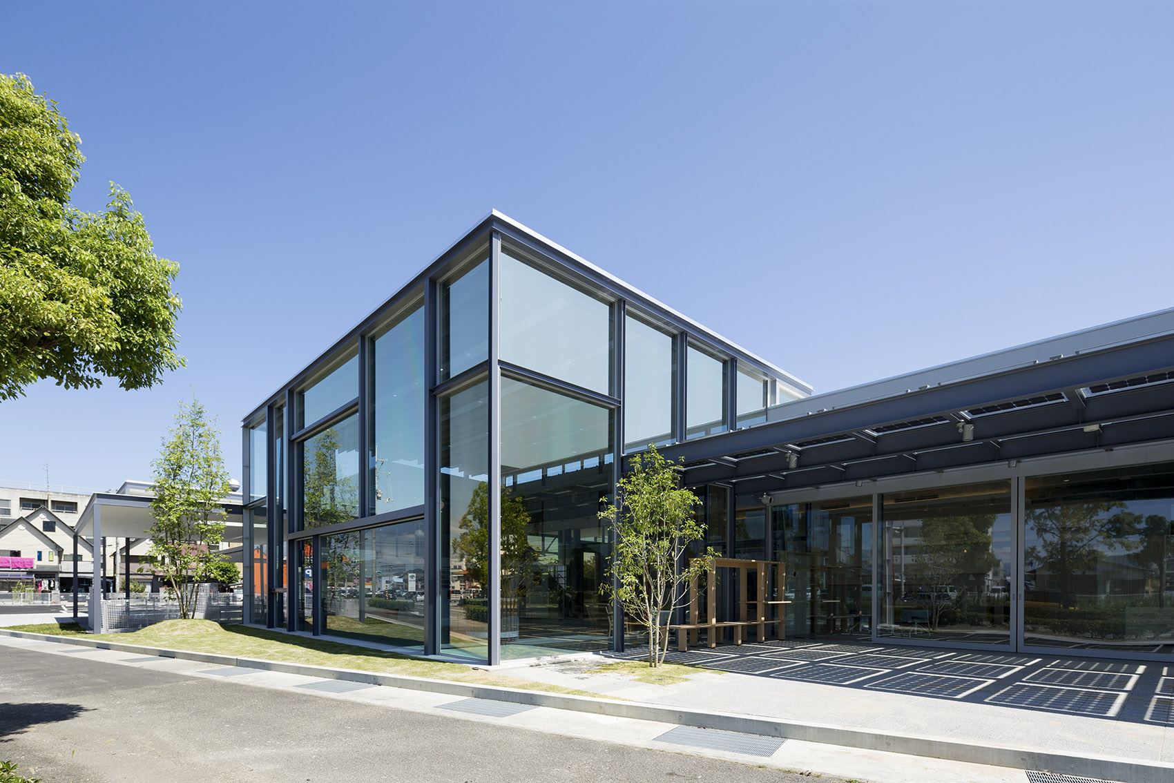 J. Spot Imabari汽车展室及服务商店，日本 / YANOAOYAMA Architecture Design-4