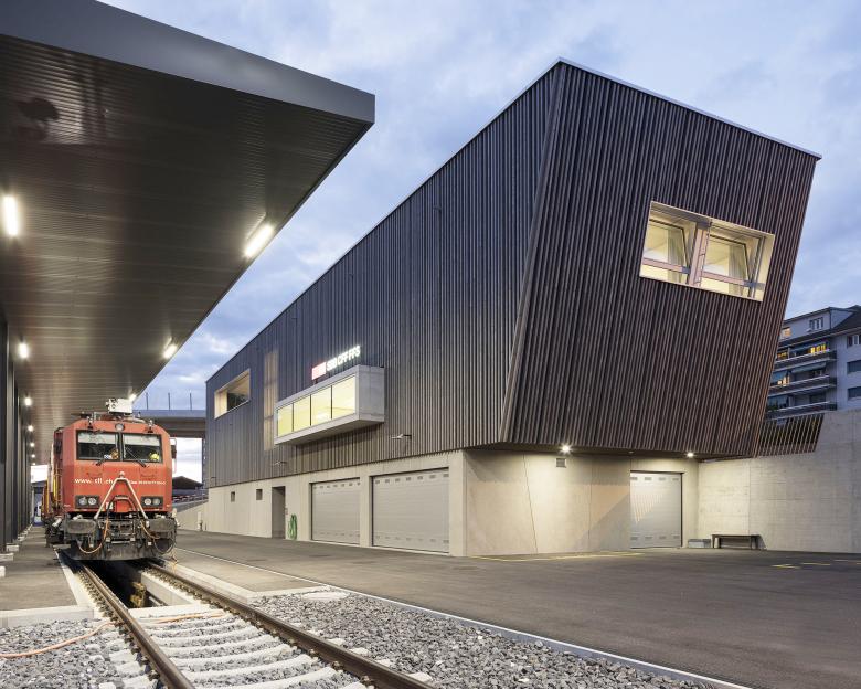 消防站 TES丨瑞士丨GiovanoliMozer architectes-12