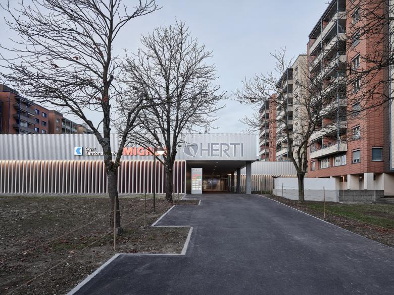 Albi Nussbaumer Architekten BSA/ETH/SIA丨Erneuerung Einkaufszentrum und Bürogebäude Herti丨瑞士-21