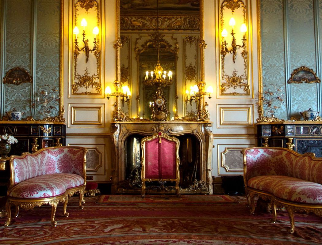 Замок Бельвуар, интерьеры в стиле историзм - 40 фото-51