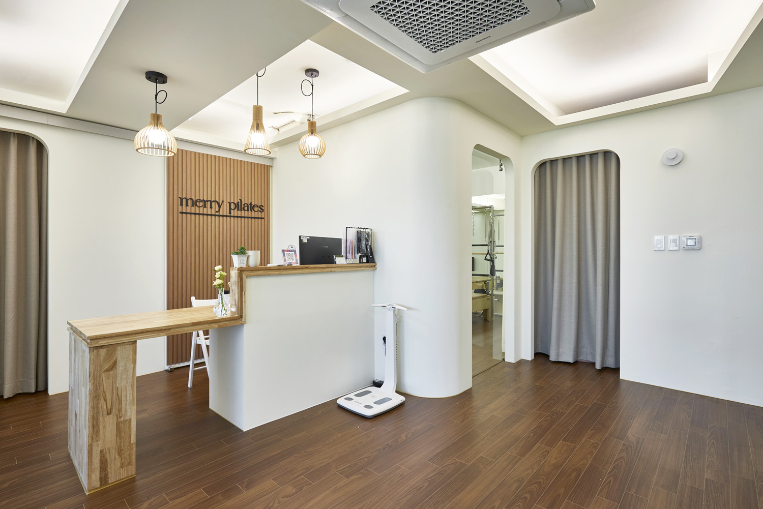 现代简约风办公空间设计-2