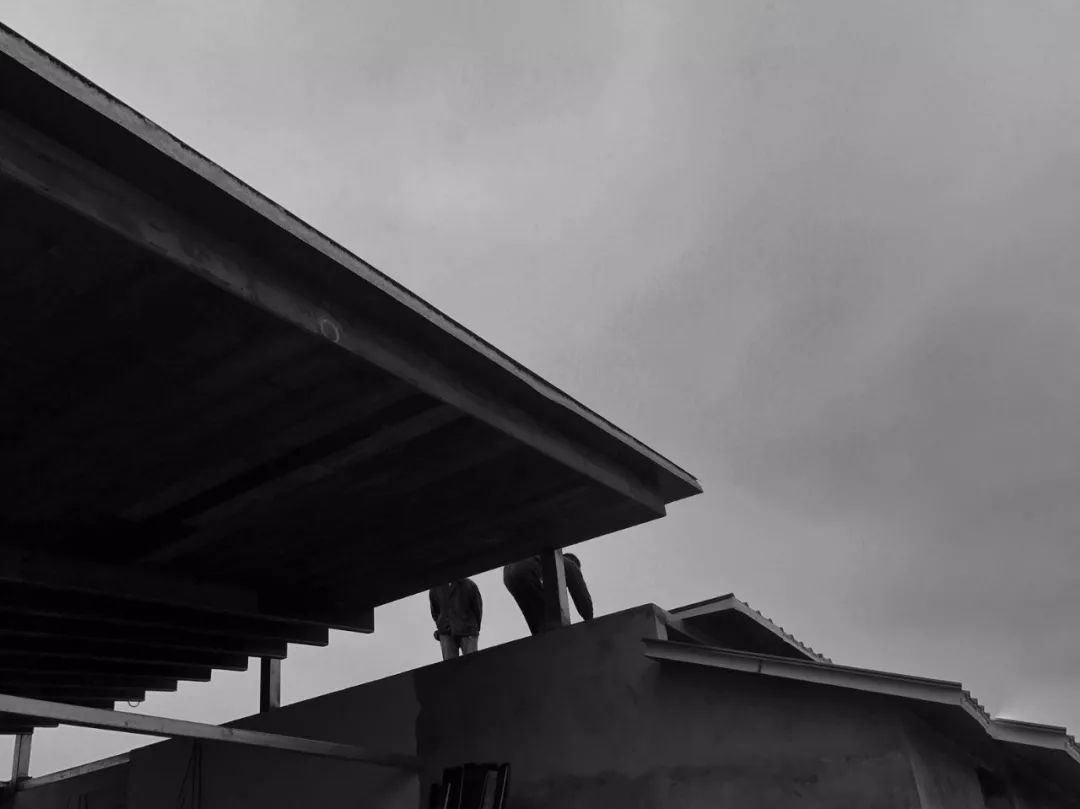 谢柯 | 自由生长的空间诗人-49