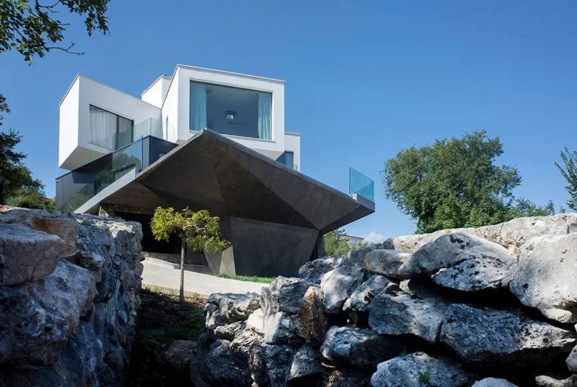 绿色风情素食餐厅 | 金碧辉煌的自然空间-67