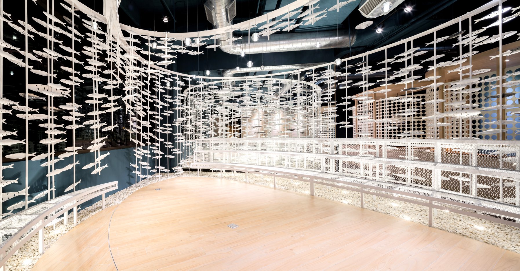 创意漩涡—— Context 工作室的鱼群灵感之作-23